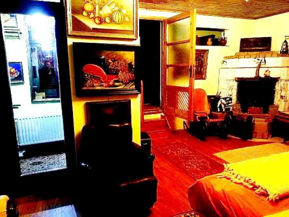 Leyla Guesthouse Castel براشوف المظهر الخارجي الصورة