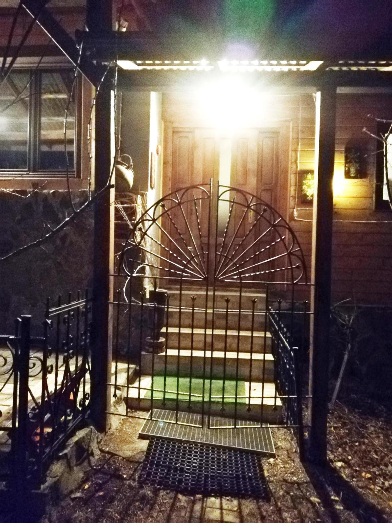 Leyla Guesthouse Castel براشوف المظهر الخارجي الصورة